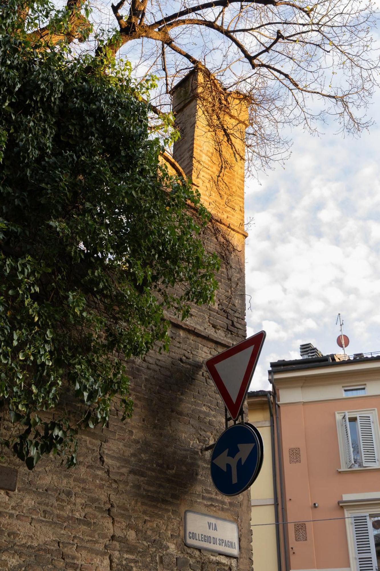 Collegio Di Spagna 13 Болонья Экстерьер фото